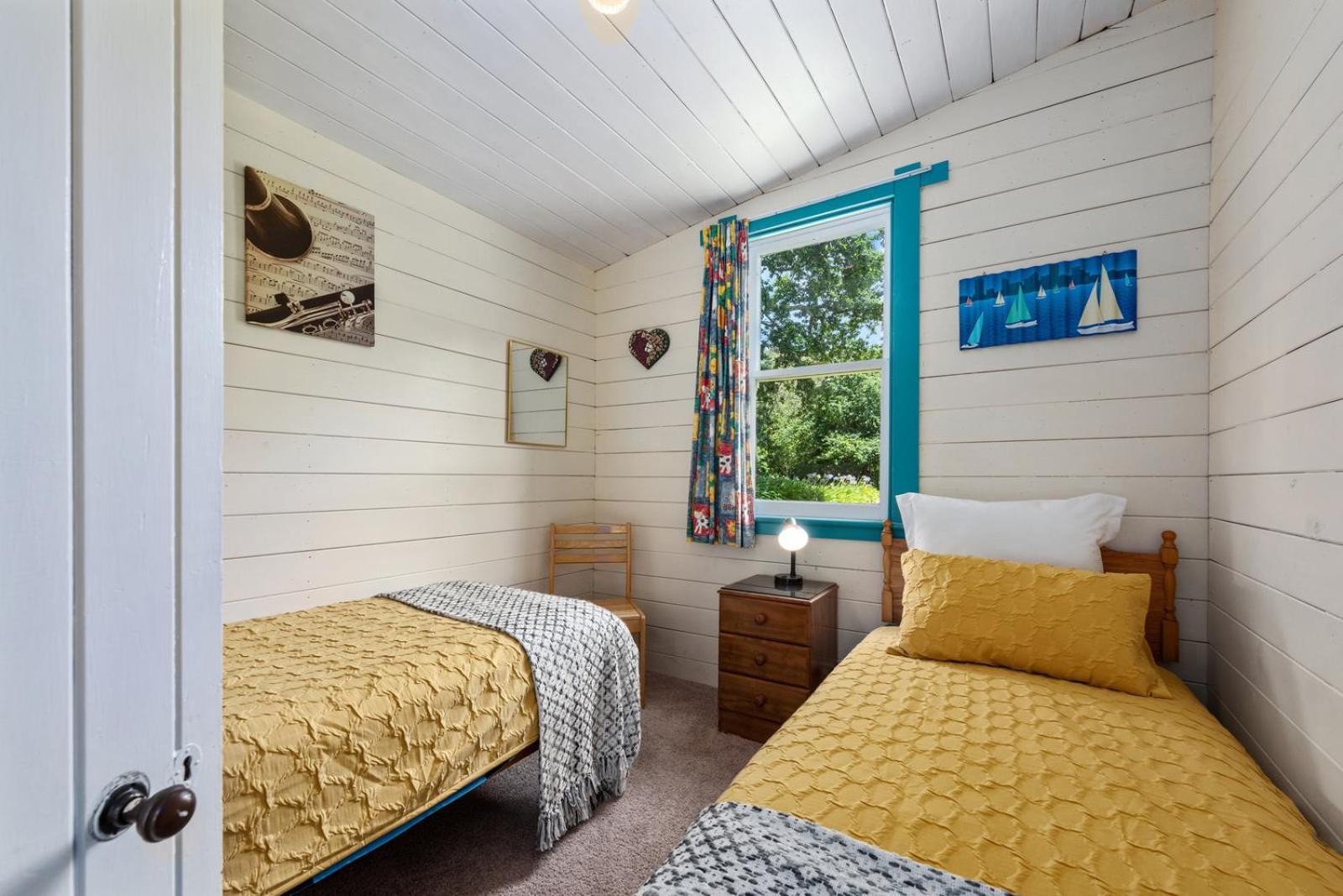 India House & Ica Whare In Whareama, Nr Riversdale Beach Ngoại thất bức ảnh