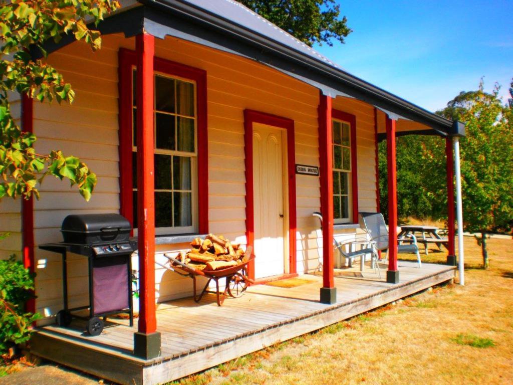 India House & Ica Whare In Whareama, Nr Riversdale Beach Ngoại thất bức ảnh